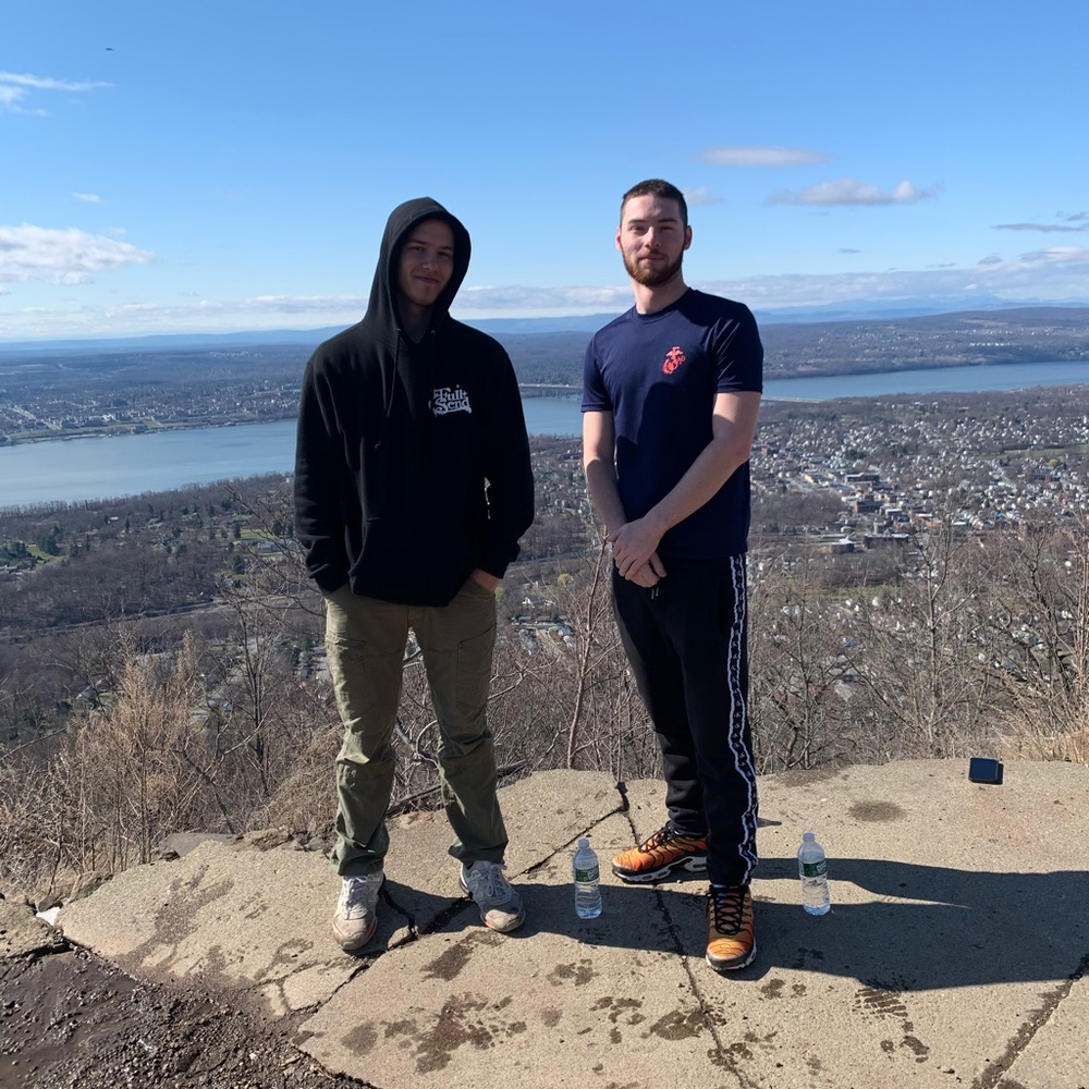 Meet your Posher, Bobby